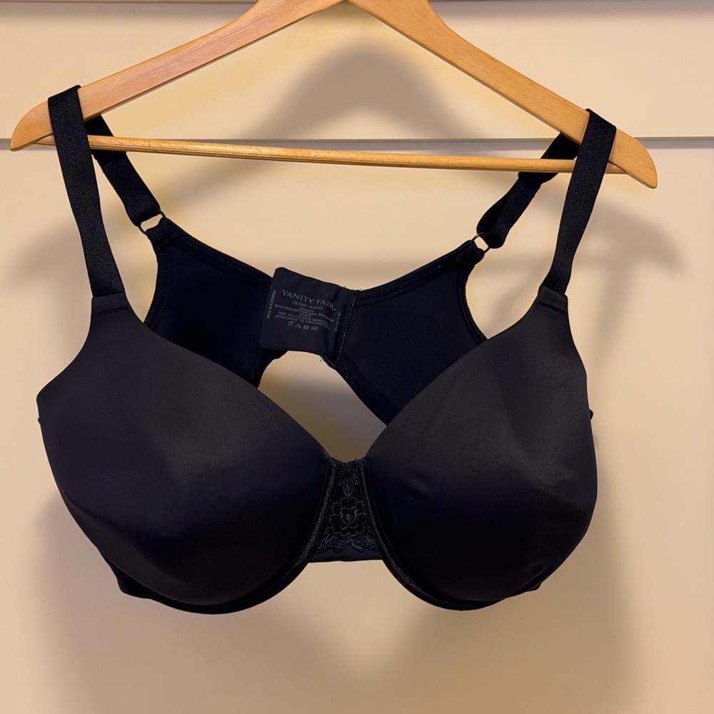 Vanity Fair Elegant Navy Blue Bra
